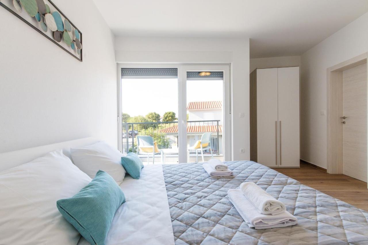 Modern 3-Bedroom Villa With A Private Pool Pula Bagian luar foto